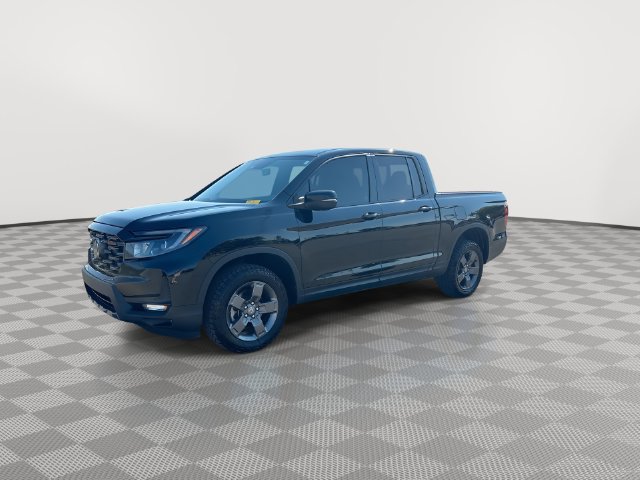 Used 2025 Honda Ridgeline TrailSport image 7