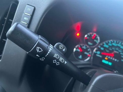 Used 2024 GMC Savana 2500 w/ Driver Convenience Package image 23