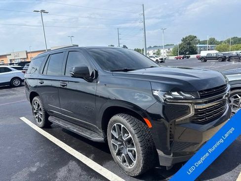 Used 2022 Chevrolet Tahoe RST w/ Luxury Package AWD/4WD image 16