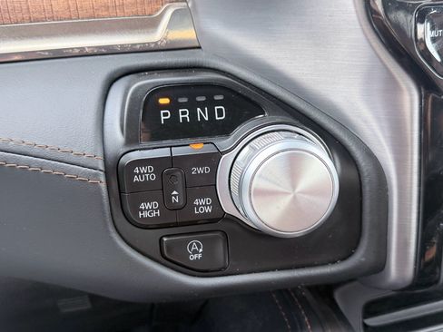 Used 2022 RAM 1500 Limited AWD/4WD image 16