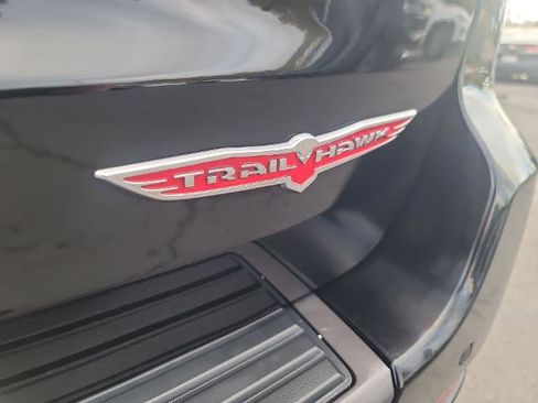 Used 2019 Jeep Grand Cherokee Trailhawk image 30