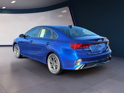 Certified 2023 Kia Forte LXS image 3