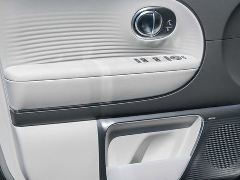 New 2026 Hyundai Ioniq 9 Limited AWD/4WD image 22