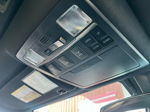 Used 2018 Toyota Tacoma TRD Off-Road w/ TRD Premium Off Road Package image 24