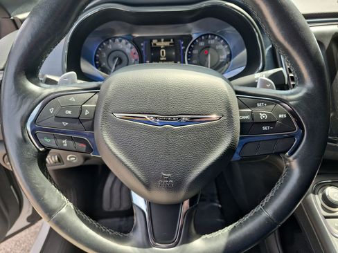 Used 2016 Chrysler 200 S w/ Comfort Group FWD image 14