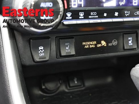 Used 2022 Toyota RAV4 XLE w/ Convenience Package AWD/4WD image 21