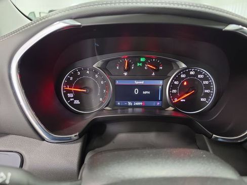 Used 2025 Chevrolet Blazer LT AWD/4WD image 12