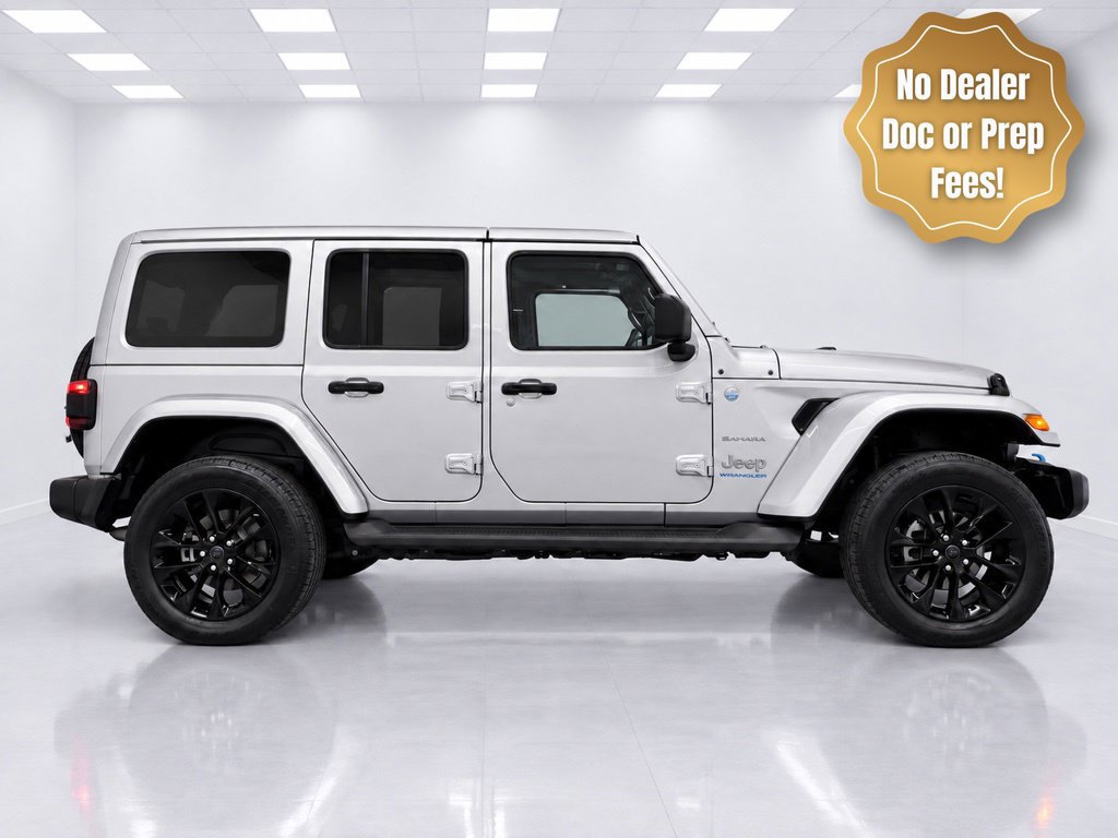 Used 2024 Jeep Wrangler Unlimited Sahara w/ Technology Group AWD/4WD image 1