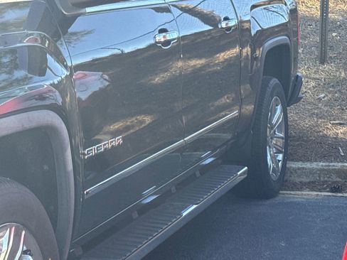 Used 2017 GMC Sierra 1500 SLT image 5