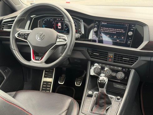 Used 2023 Volkswagen Jetta GLI Autobahn FWD image 12