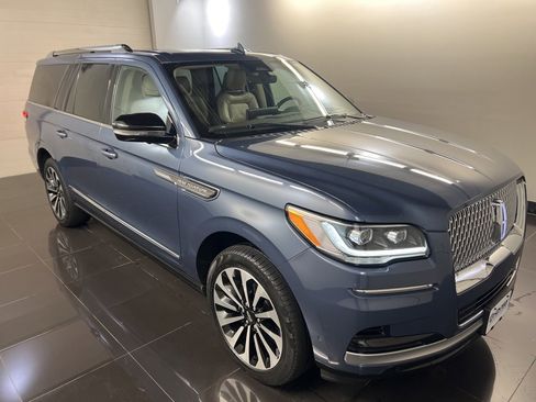 Certified 2022 Lincoln Navigator L Reserve image 1