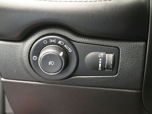 Used 2021 Dodge Durango GT AWD/4WD image 17