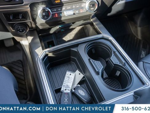 Used 2022 Ford F250 Platinum w/ FX4 Off-Road Package image 15