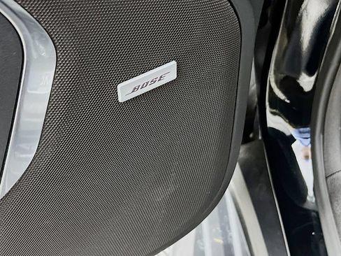 Certified 2024 GMC Yukon SLT w/ LPO, Floor Liner Package AWD/4WD image 17