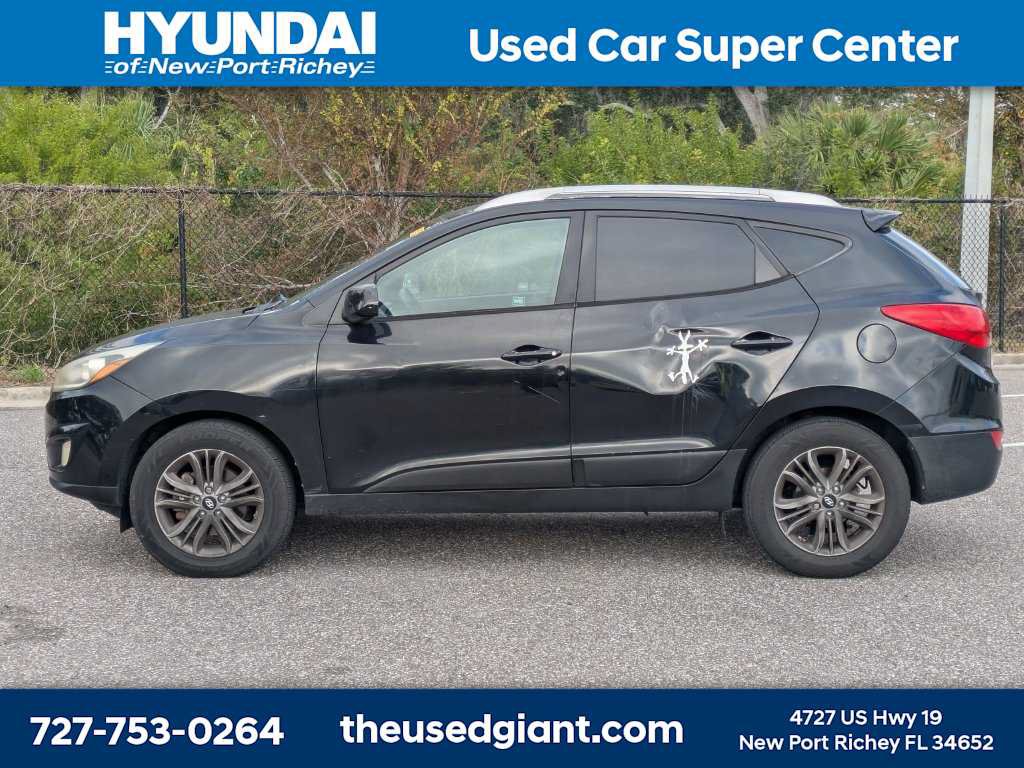 Used 2015 Hyundai Tucson SE FWD image 2