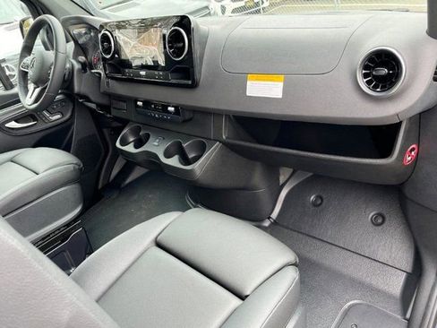 New 2024 Mercedes-Benz Sprinter 144 Cargo image 16