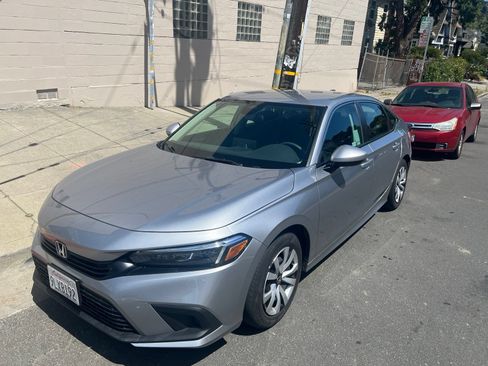 Used 2024 Honda Civic LX image 3