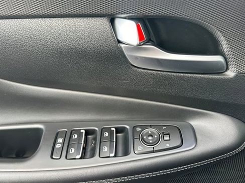 Used 2020 Hyundai Santa Fe SEL w/ Convenience + Premium Package image 10