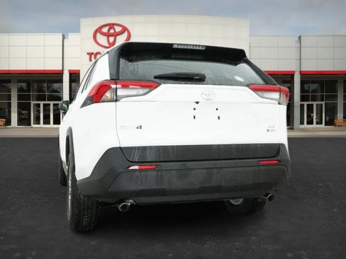 New 2025 Toyota RAV4 LE image 15