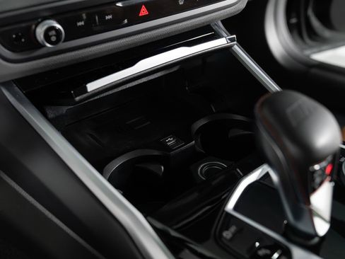Used 2024 BMW M2 RWD image 39