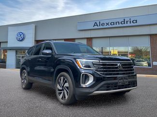 Certified 2025 Volkswagen Atlas SE w/ Panoramic Sunroof Package AWD/4WD video 1