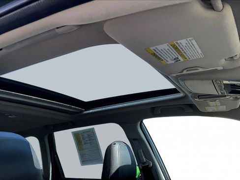 Used 2023 Subaru Forester Touring image 19