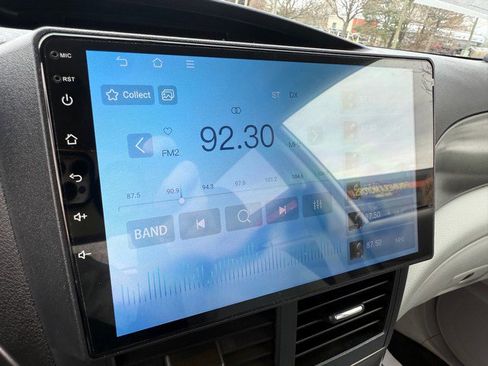 Used 2012 Subaru Forester 2.5X Premium w/ All-Weather Pkg image 27