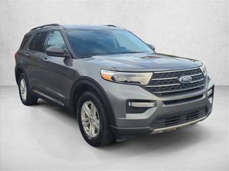 Used 2023 Ford Explorer XLT w/ Equipment Group 202A video 3