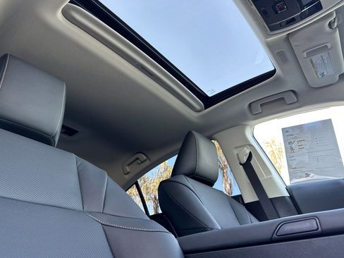 Certified 2025 Lexus ES 300h w/ Premium Package FWD image 19
