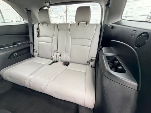 Used 2017 Honda Pilot EX-L image 27