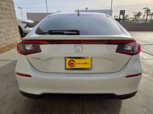 Used 2023 Honda Civic EX-L image 5