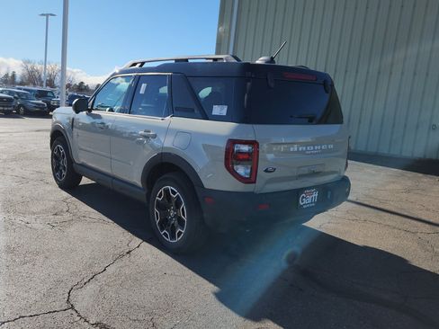 New 2025 Ford Bronco Sport Outer Banks w/ Outer Banks Tech Package+ image 8