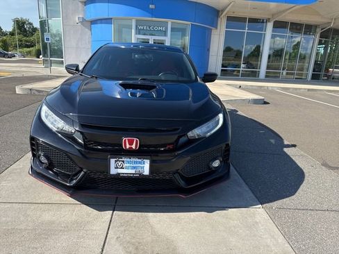 Used 2019 Honda Civic Type R image 13