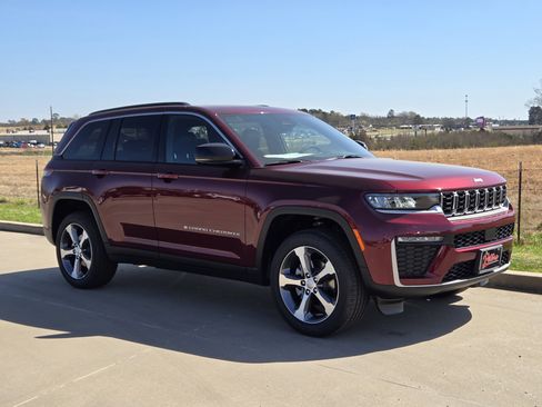New 2026 Jeep Grand Cherokee Limited w/ Trailer Tow Package image 1