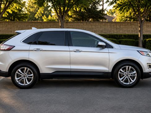 Used 2016 Ford Edge SEL w/ Equipment Group 201A FWD image 6