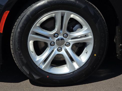 Used 2023 Dodge Charger SXT RWD image 32