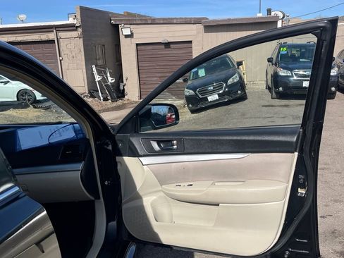 Used 2014 Subaru Legacy 2.5i w/ Alloy Wheel Package image 11