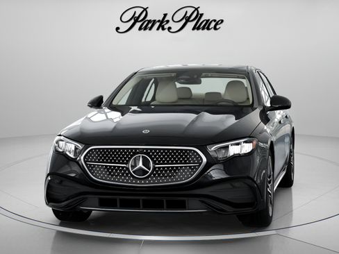 Used 2026 Mercedes-Benz E 450 4MATIC Sedan image 37