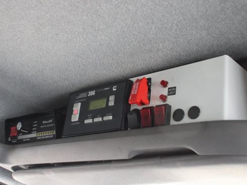 Used 2013 Mercedes-Benz Sprinter 3500 image 27