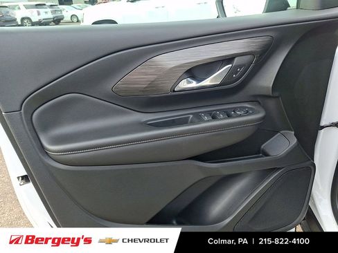 Certified 2023 GMC Terrain SLE w/ Driver Convenience Package AWD/4WD image 15
