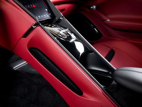 Certified 2024 Ferrari Roma RWD image 34
