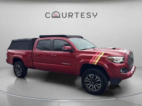 Used 2021 Toyota Tacoma TRD Sport image 8