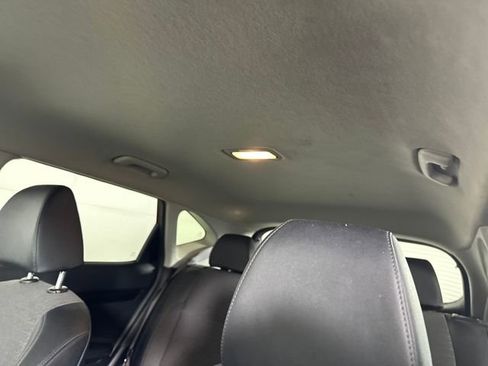 Used 2021 Kia Seltos S image 12