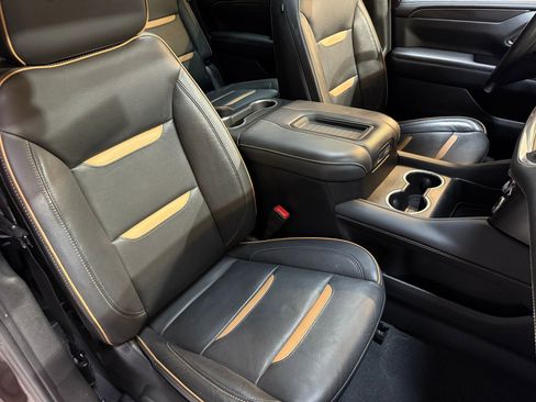 Used 2023 GMC Yukon AT4 w/ AT4 Premium Package AWD/4WD image 51