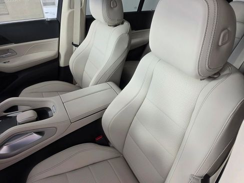 New 2026 Mercedes-Benz GLE 450 4MATIC image 9