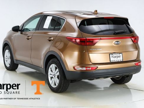 Used 2017 Kia Sportage LX AWD/4WD image 44