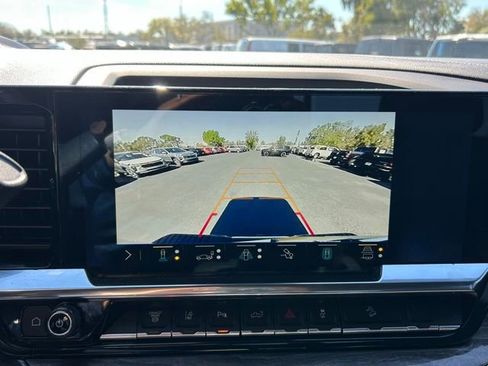 Certified 2024 Chevrolet Silverado 2500 LTZ w/ LTZ Convenience Package image 25