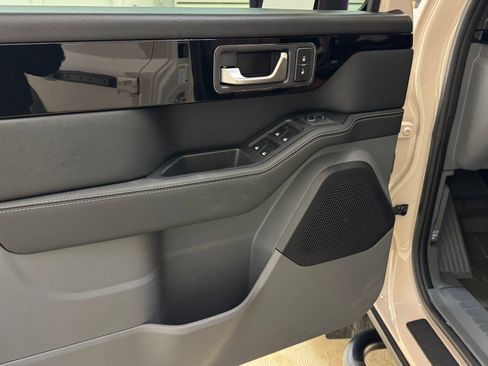 Used 2024 INEOS Grenadier Fieldmaster Edition image 36