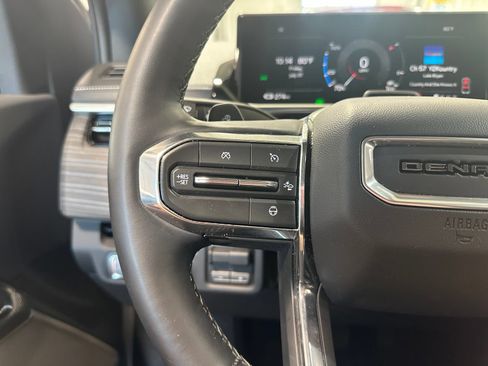 Used 2025 GMC Sierra EV Denali AWD/4WD image 19