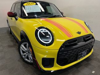 Used 2025 MINI Cooper S FWD video 1